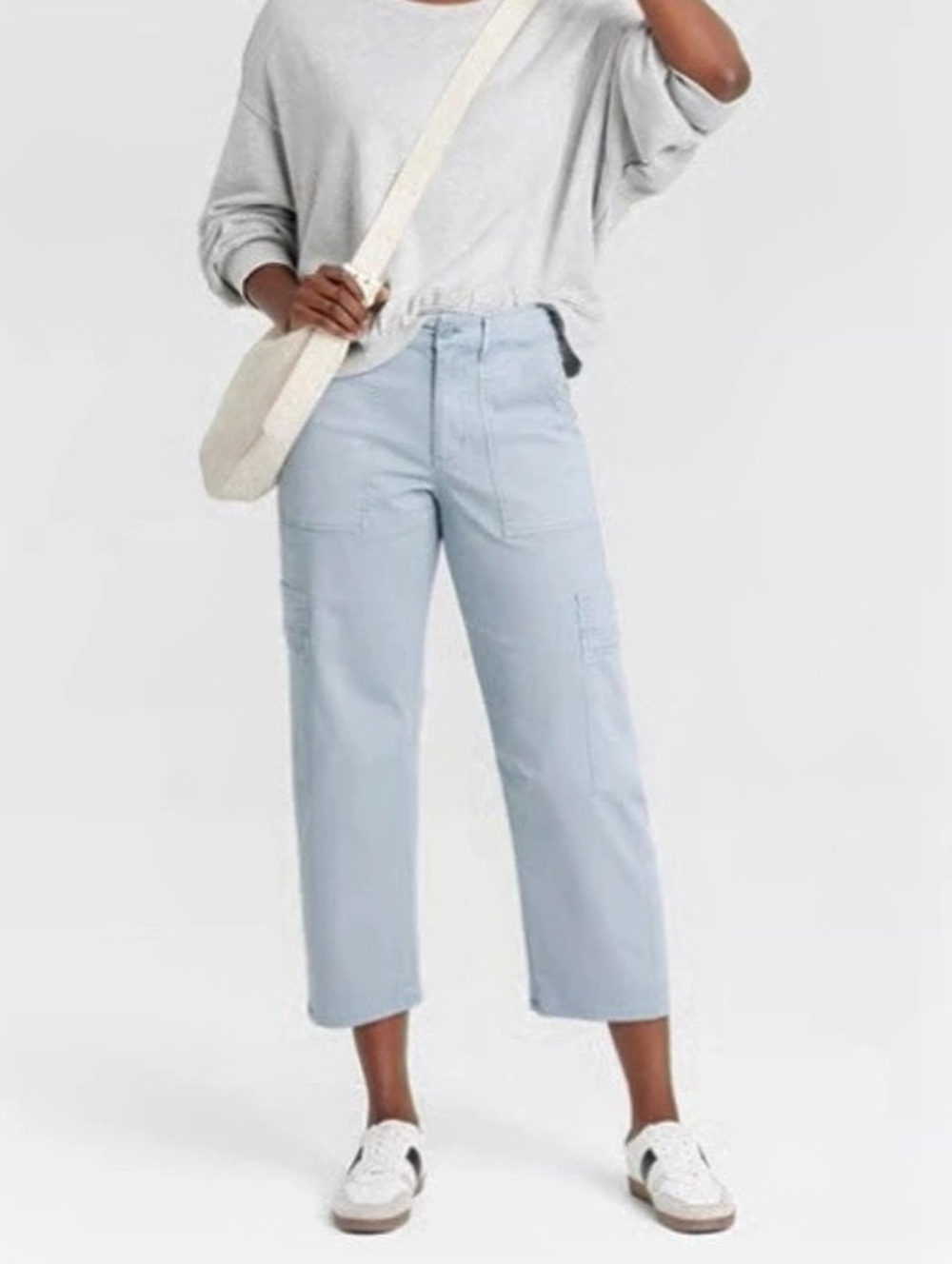 Universal Thread Mid-Rise Barrel Leg Cargo Crop Pants Pale Blue Size 14